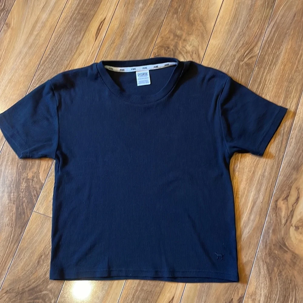 Extra small XS Victoria’s Secret Pink ribbed top